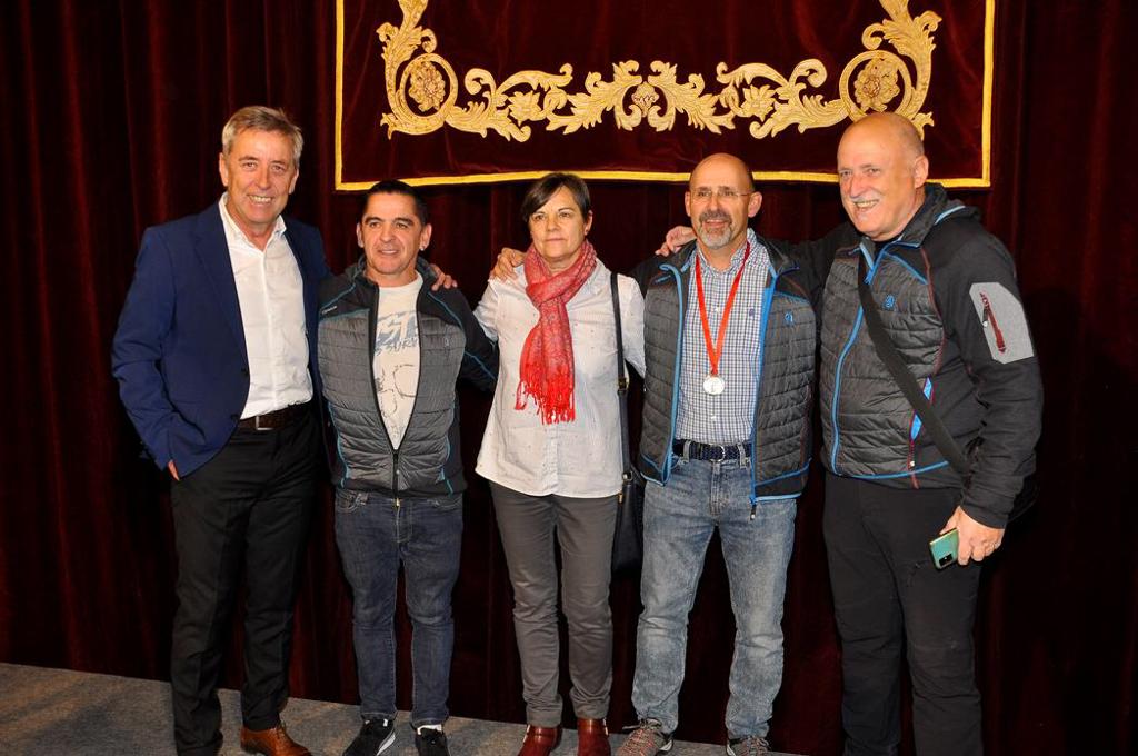 NICOL&Aacute;S JARA HA RECIBIDO LA MEDALLA DE PLATA AL M&Eacute;RITO DEPORTIVO